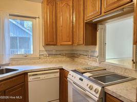featured image of 1410 Harbourside Dr