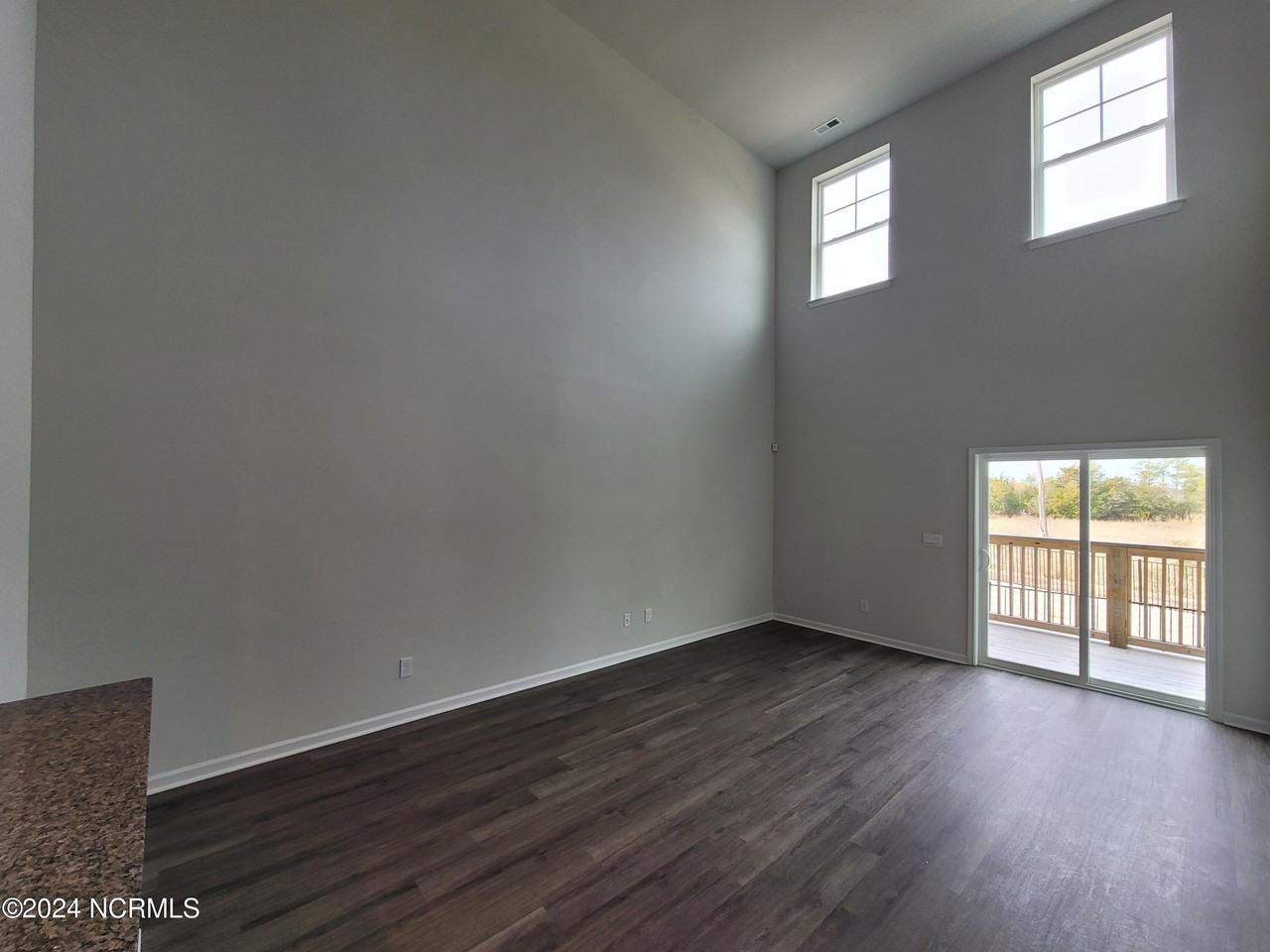6554 Shark Tooth Trl - Photo 7 of 44