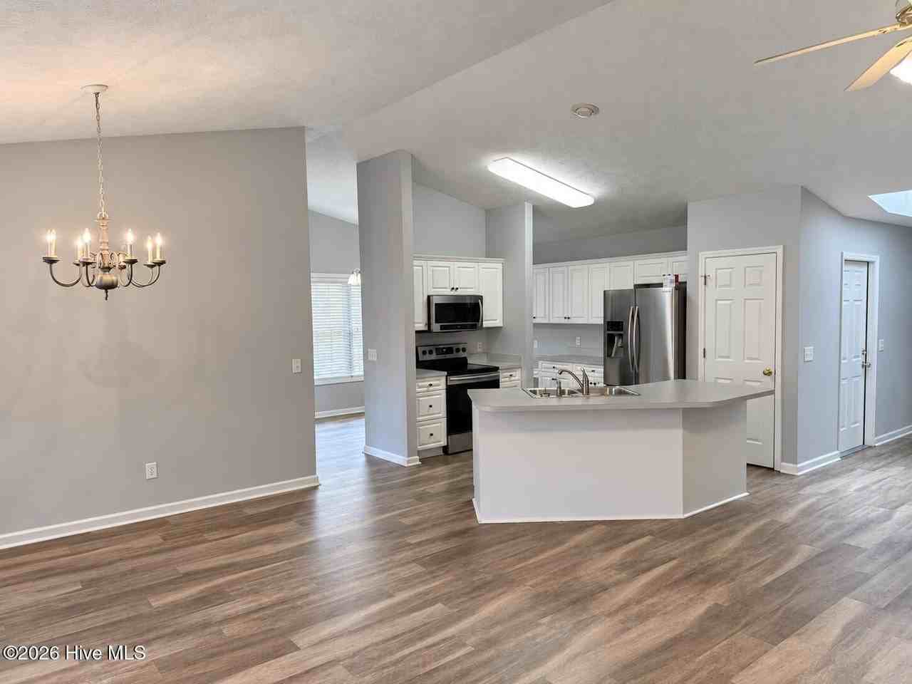 25 Fox Run Rd - Photo 5 of 15
