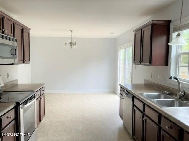 115 Navy Blue Dr - Photo 6 of 28