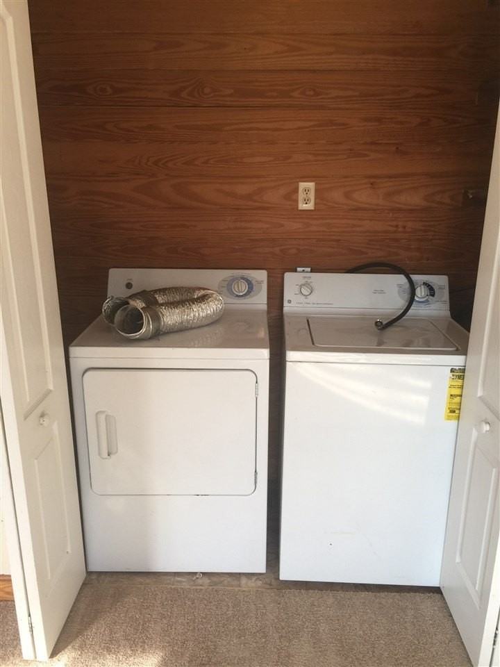 2577 Mountain Dr - Photo 2 of 11