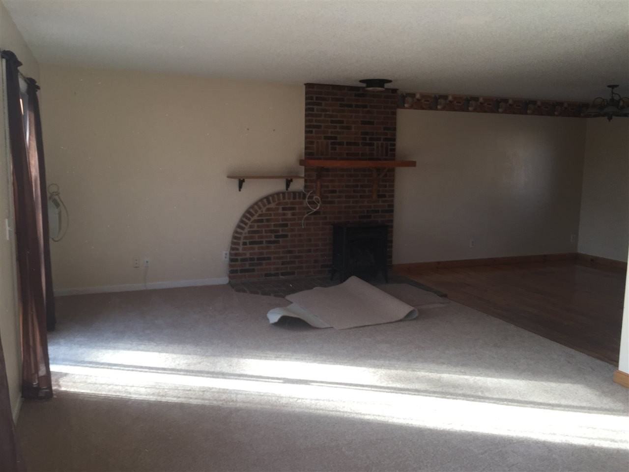 2577 Mountain Dr - Photo 6 of 11