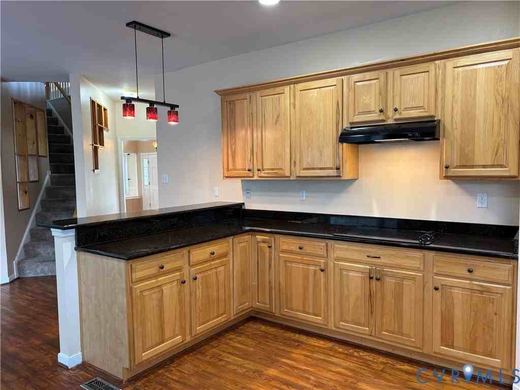 11006 Wooferton Ct - Photo 7 of 33