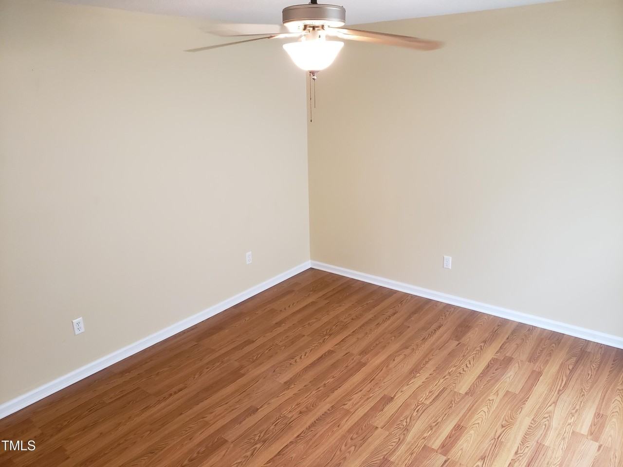 1280 Powhatan Rd - Photo 3 of 12