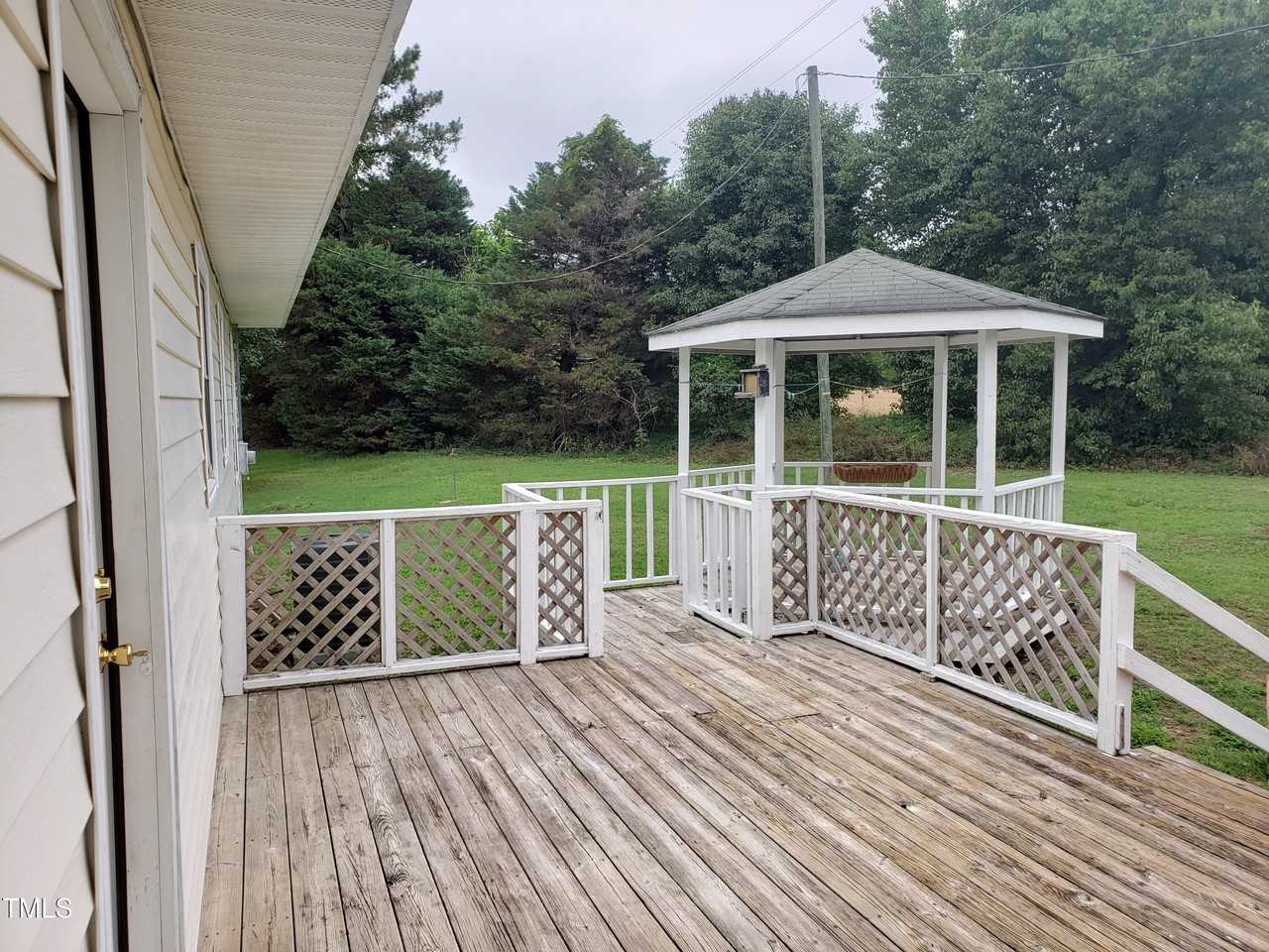 1280 Powhatan Rd - Photo 6 of 12