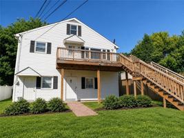 featured image of 1324 Marlow St