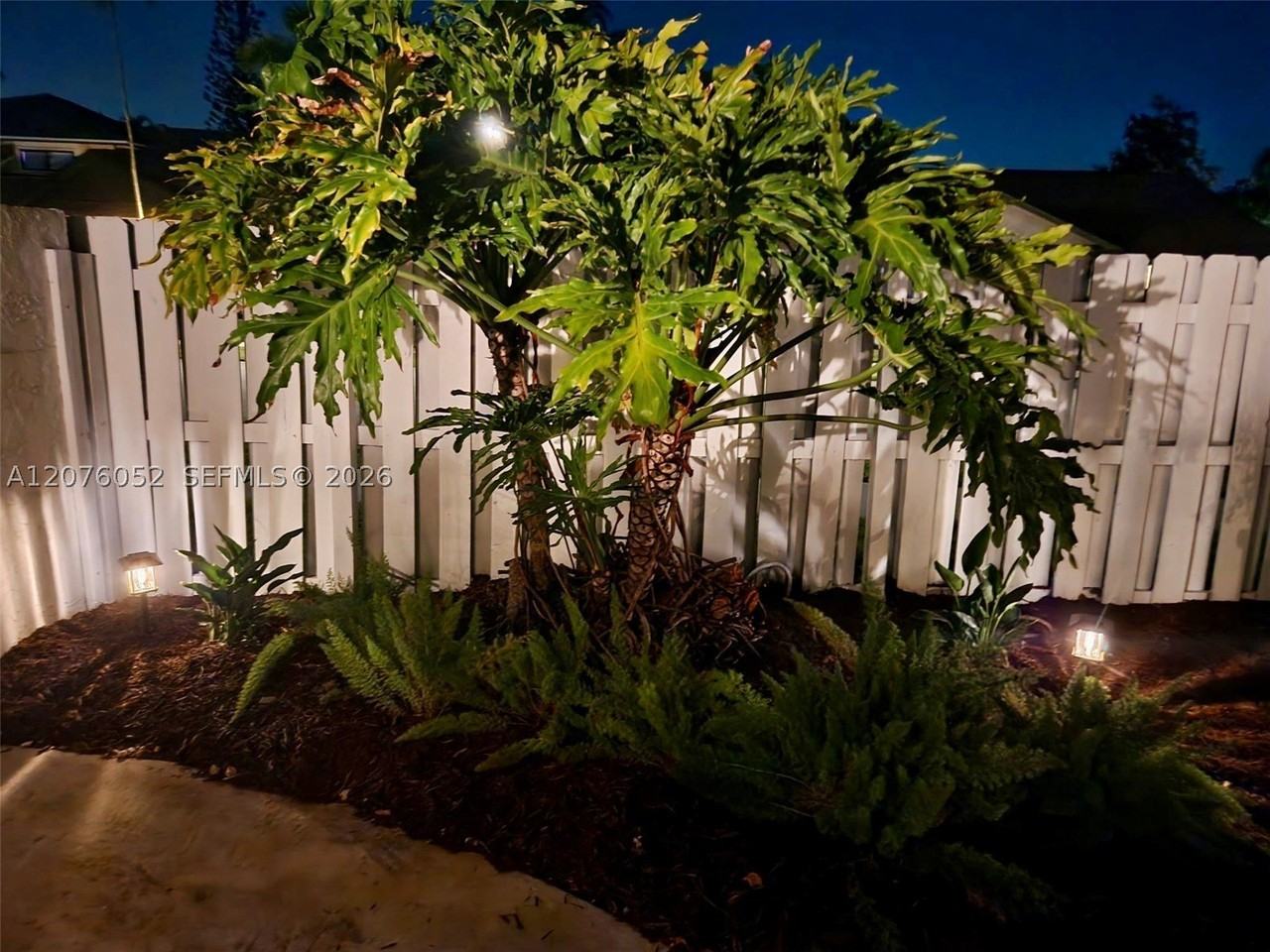 303 Sw 28th Ave #303 - Photo 6 of 50