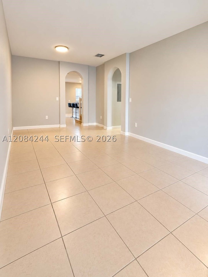 17067 Sw 93rd St #17067 - Photo 6 of 29