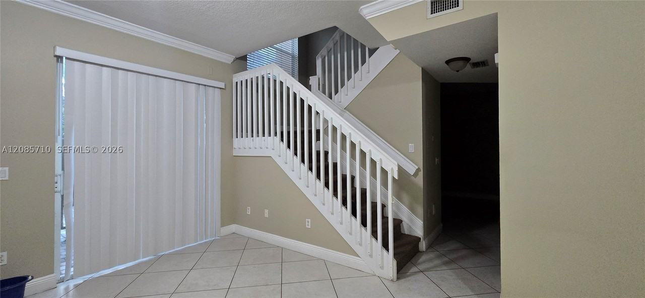 2283 Mariner Ct #2607 - Photo 4 of 24