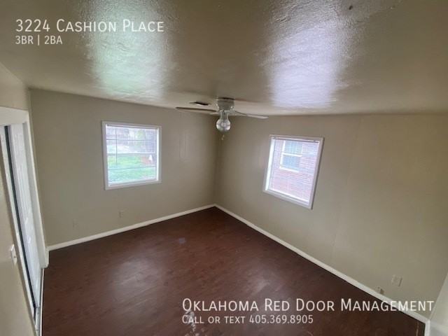 3224 Cashion Pl - Photo 3 of 13