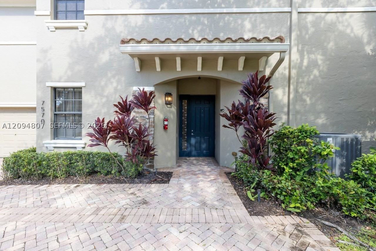 7570 Old Thyme Ct #9C - Photo 2 of 50