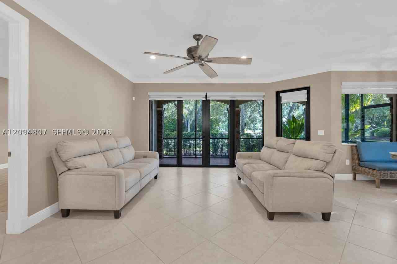 7570 Old Thyme Ct #9C - Photo 5 of 50