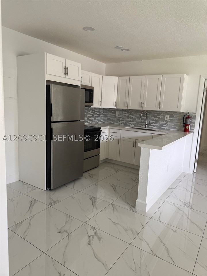 8742 Sw 145th St #8742 - Photo 2 of 9