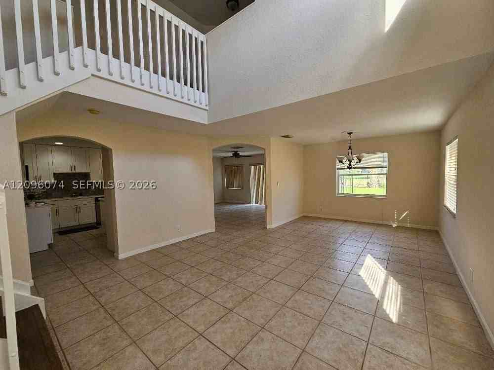 7604 Sierra Ridge Ln - Photo 2 of 25