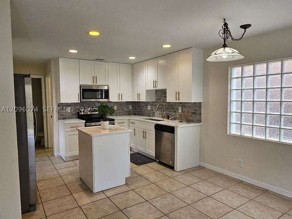 7604 Sierra Ridge Ln - Photo 6 of 25