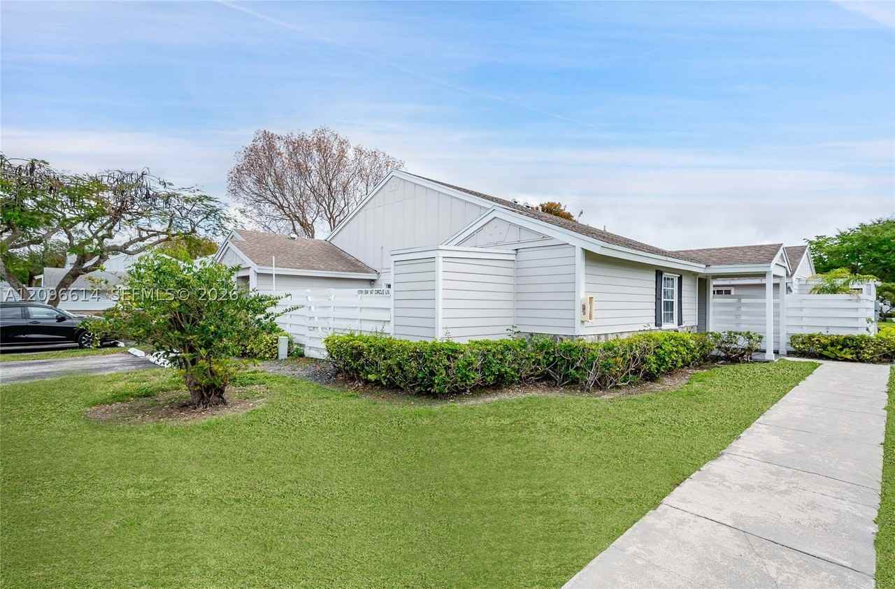 13791 Sw 147th Circle Ln #1-13 - Photo 6 of 21