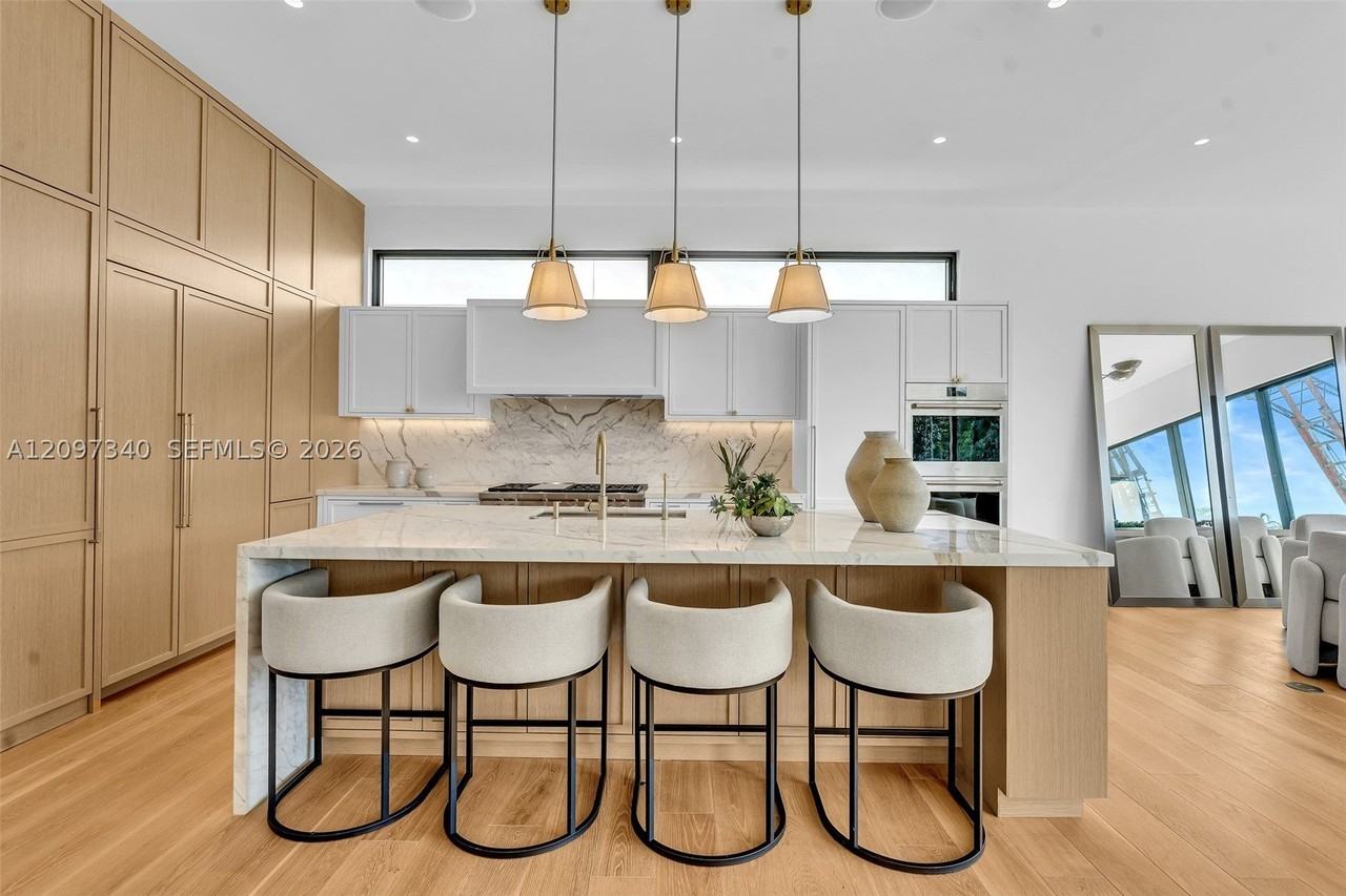 13045 Coronado Ter - Photo 7 of 31
