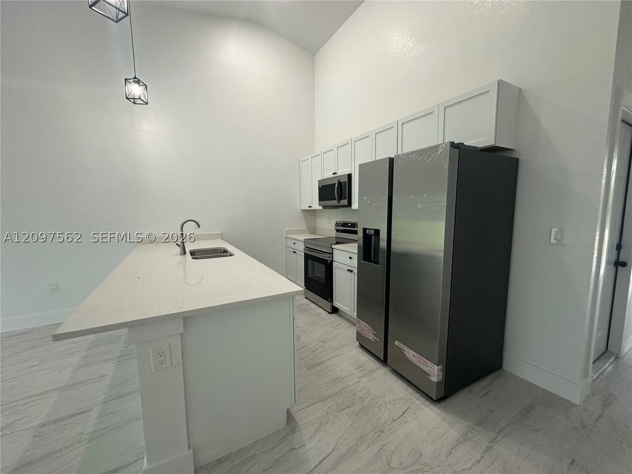 781 Bedford Dr #781 - Photo 4 of 15