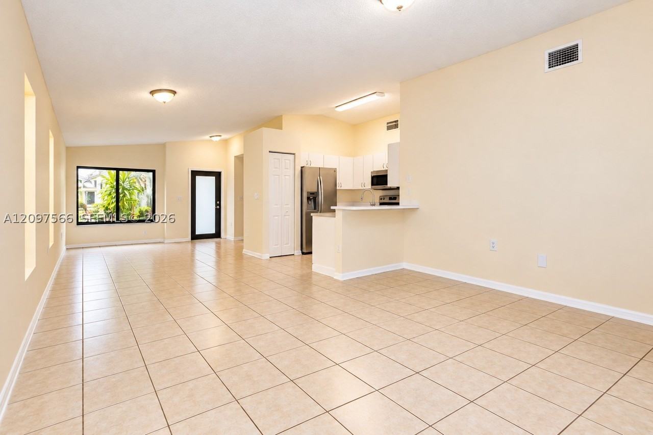 16448 Sw 96th Ter #16448 - Photo 6 of 24