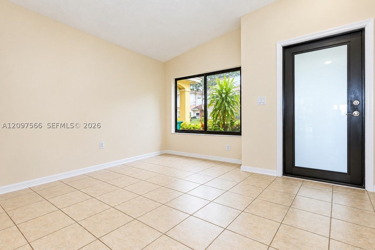 16448 Sw 96th Ter #16448 - Photo 7 of 24