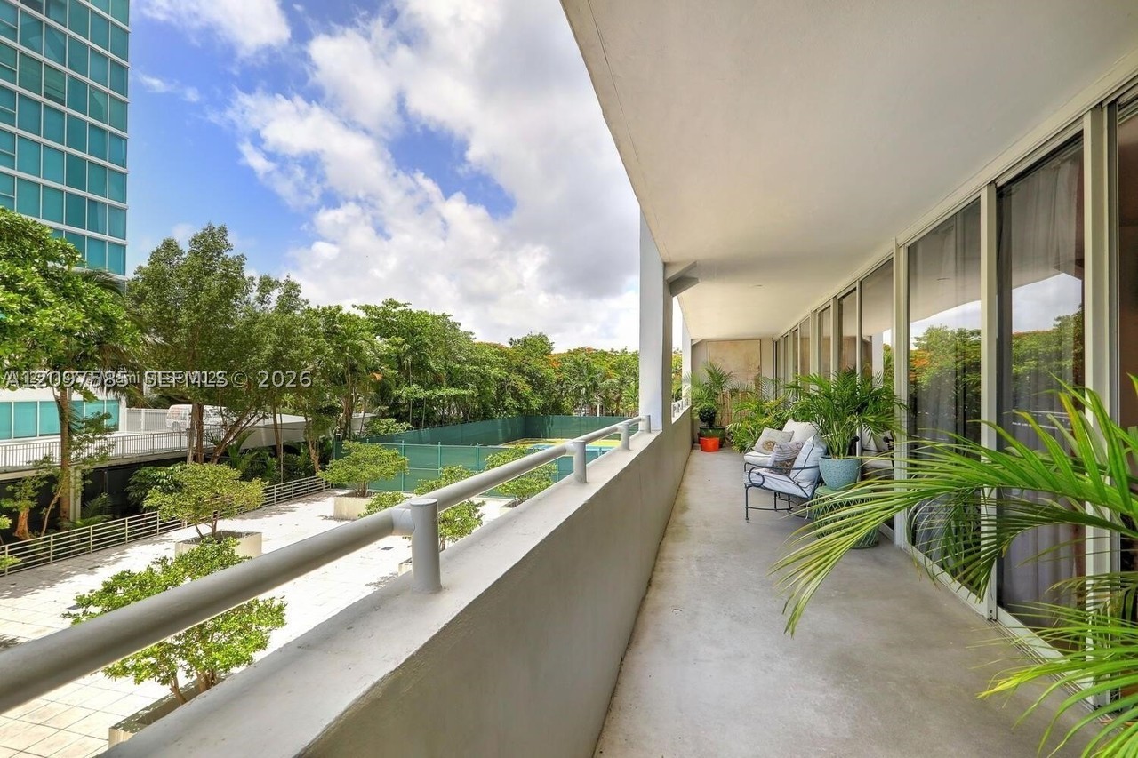 2025 Brickell Ave #503 - Photo 2 of 20