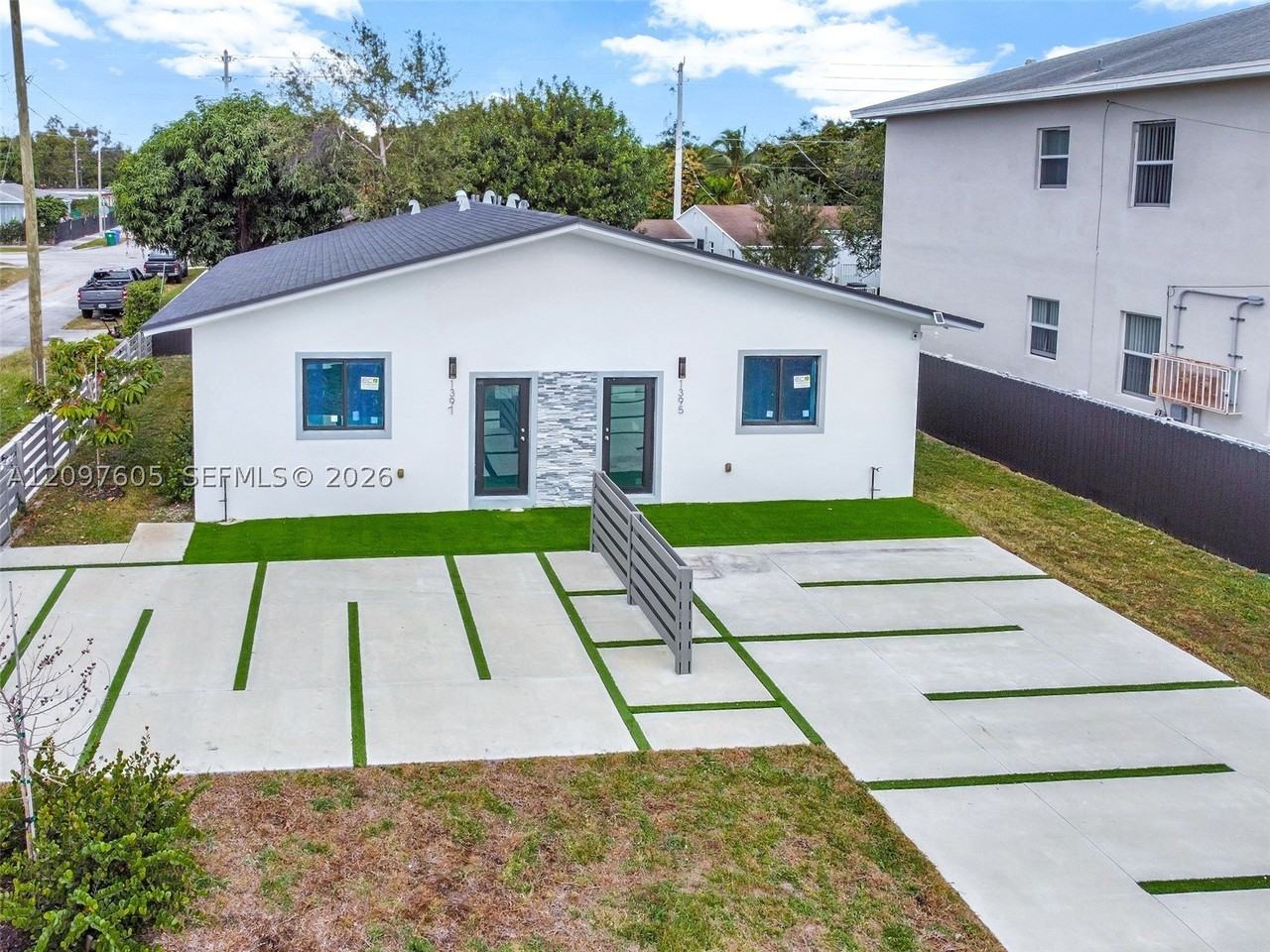 1397 Nw 40th St #1397 - Photo 3 of 25