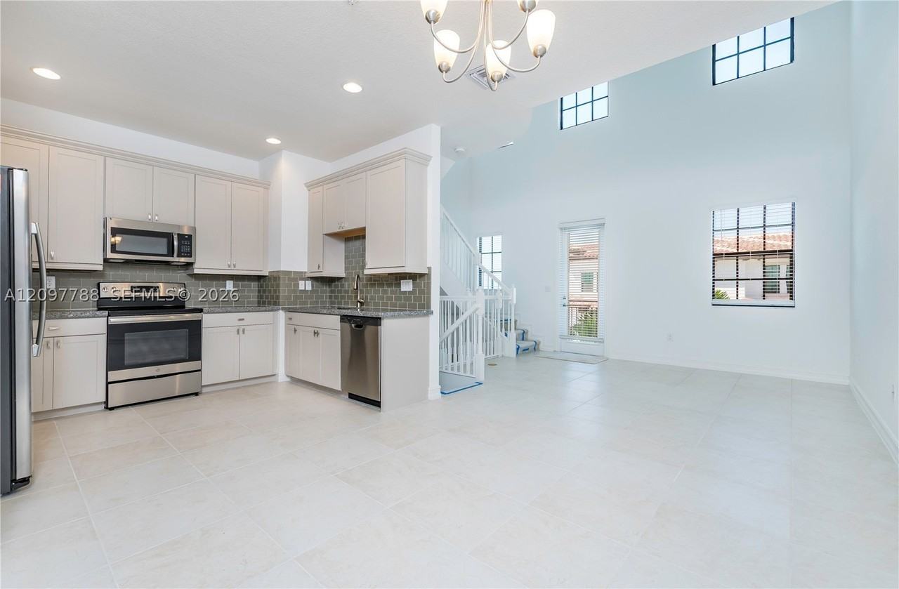 11757 Sw 13th Ct #11757 - Photo 2 of 24
