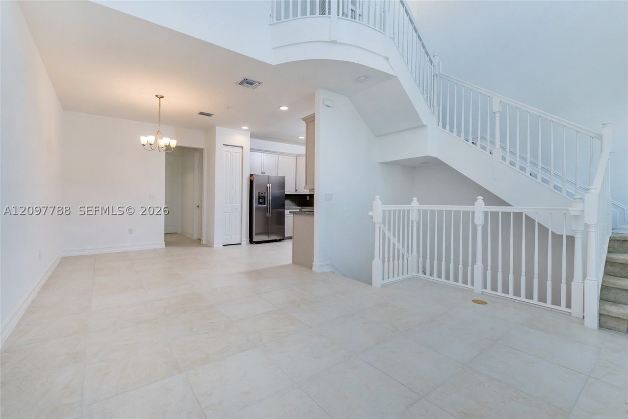11757 Sw 13th Ct #11757 - Photo 4 of 24