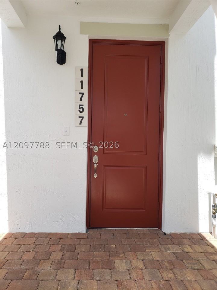 11757 Sw 13th Ct #11757 - Photo 6 of 24