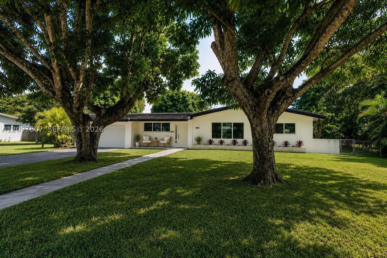 8265 Sw 149th Dr