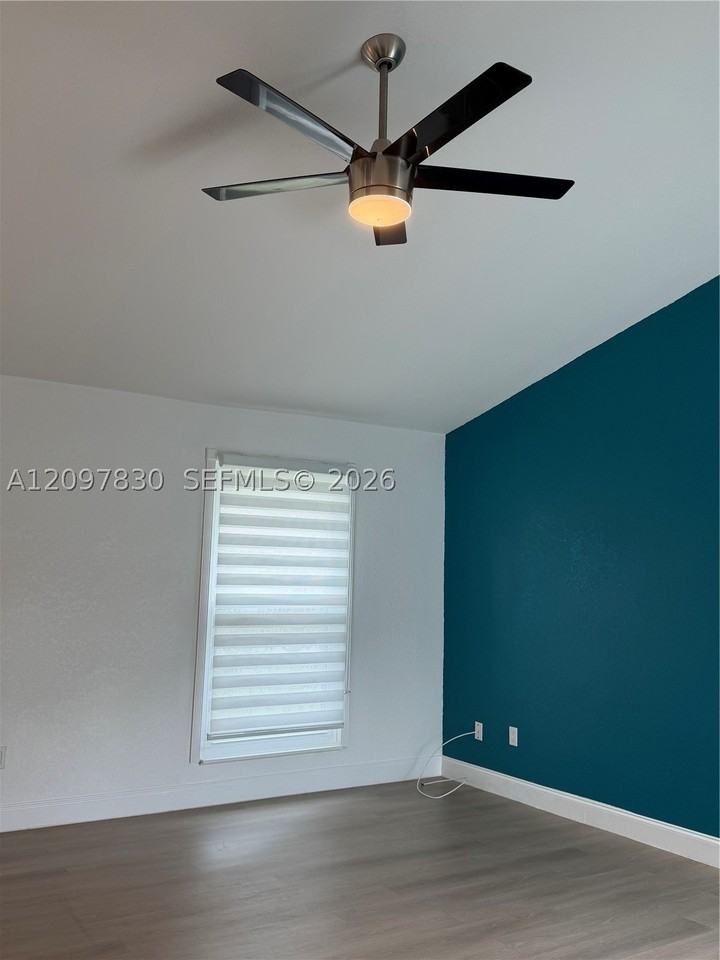 8630 Sw 15th St #8630 - Photo 3 of 50