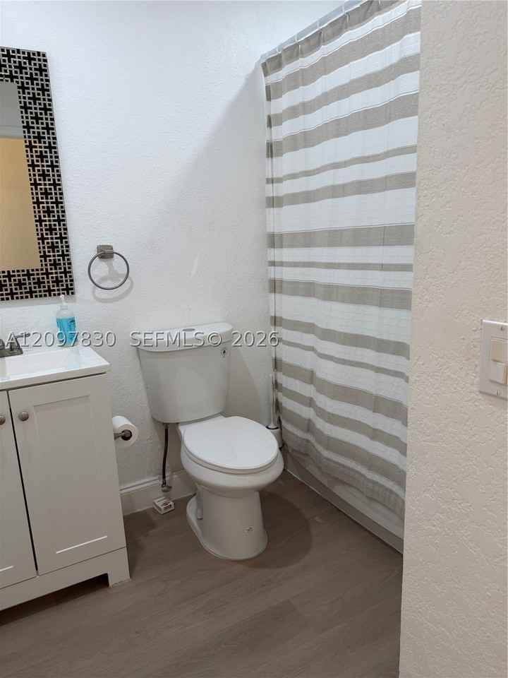 8630 Sw 15th St #8630 - Photo 5 of 50
