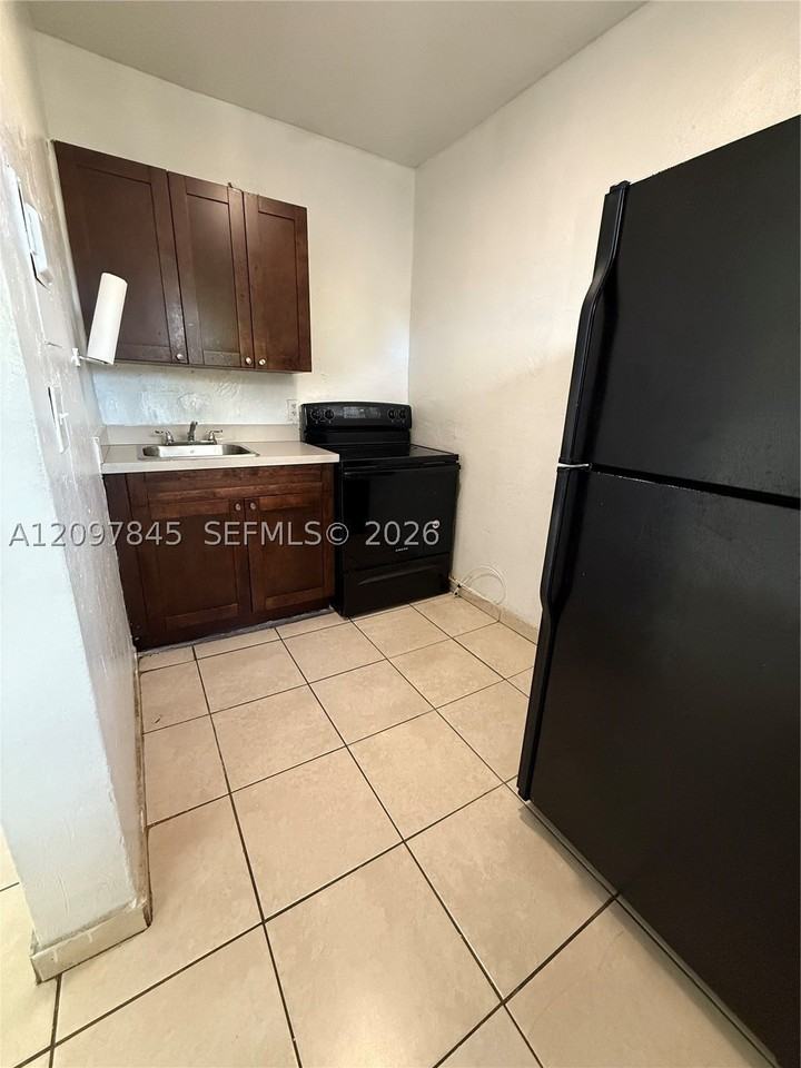 3330 Nw 48th Ter #102 - Photo 7 of 7