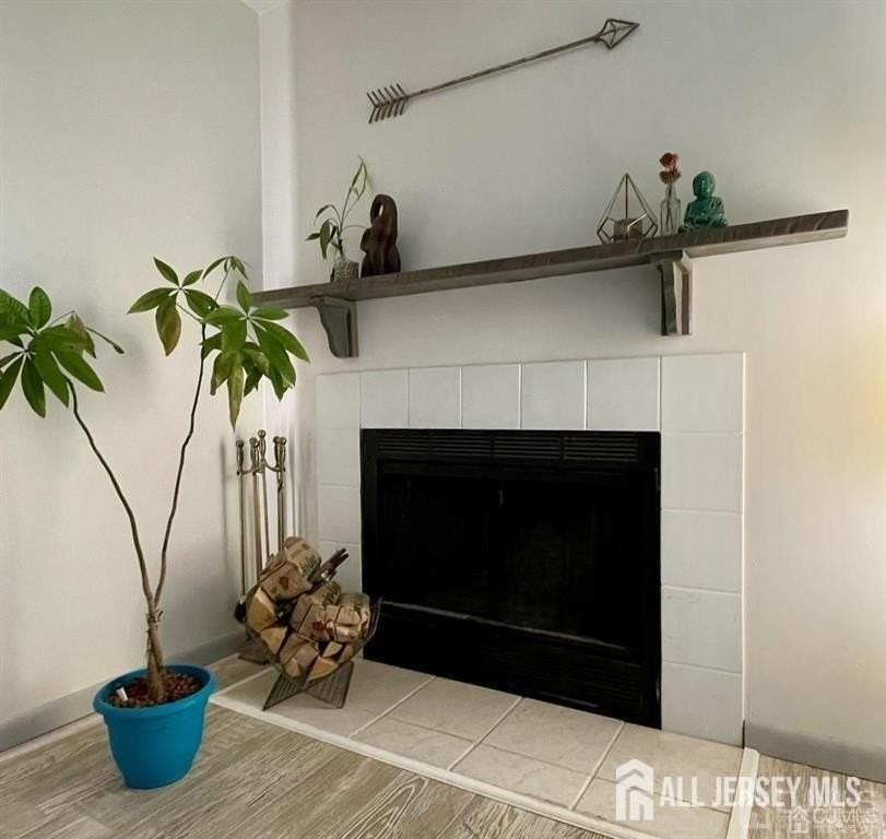 1323 Ravens Crest Dr - Photo 6 of 22