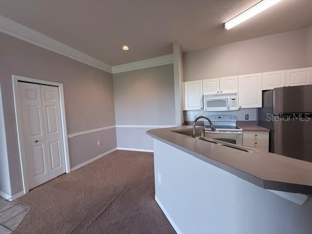 5180 Northridge Rd #308 - Photo 3 of 16