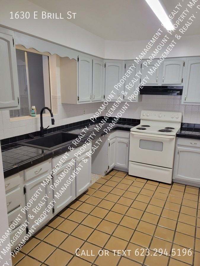 1630 E Brill St - Photo 7 of 23