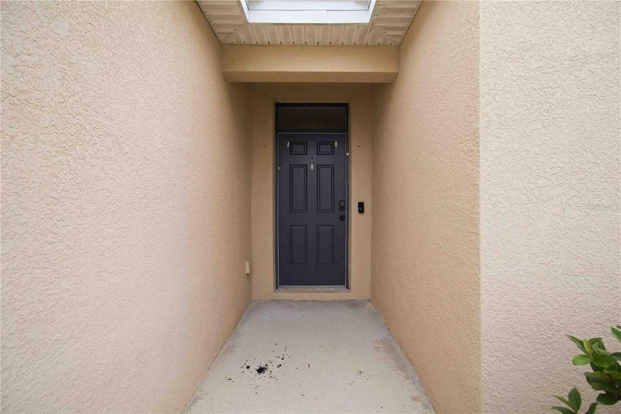15630 Rose Grove Dr - Photo 4 of 50