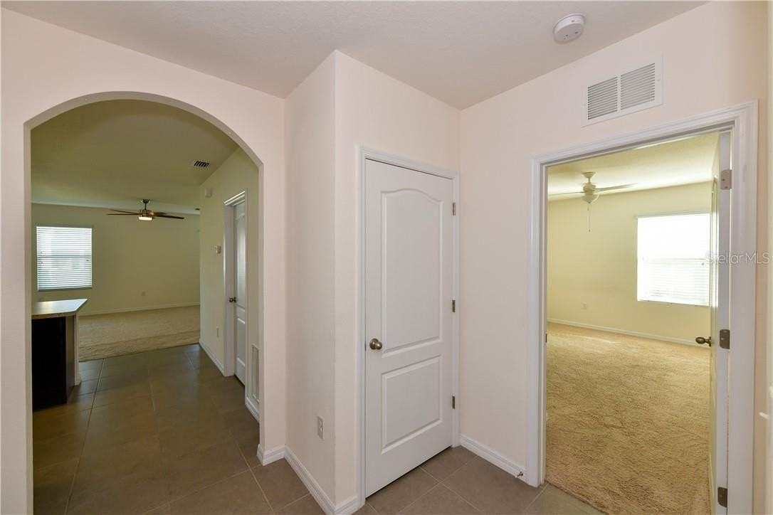 15717 High Bell Pl - Photo 5 of 42