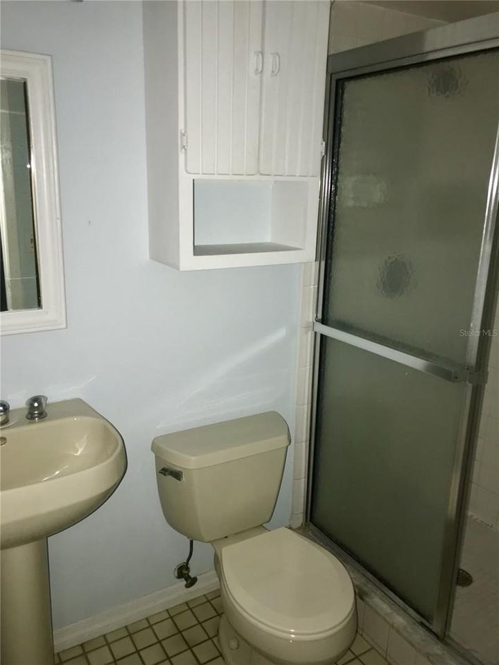 241 Edgewood Dr - Photo 6 of 7