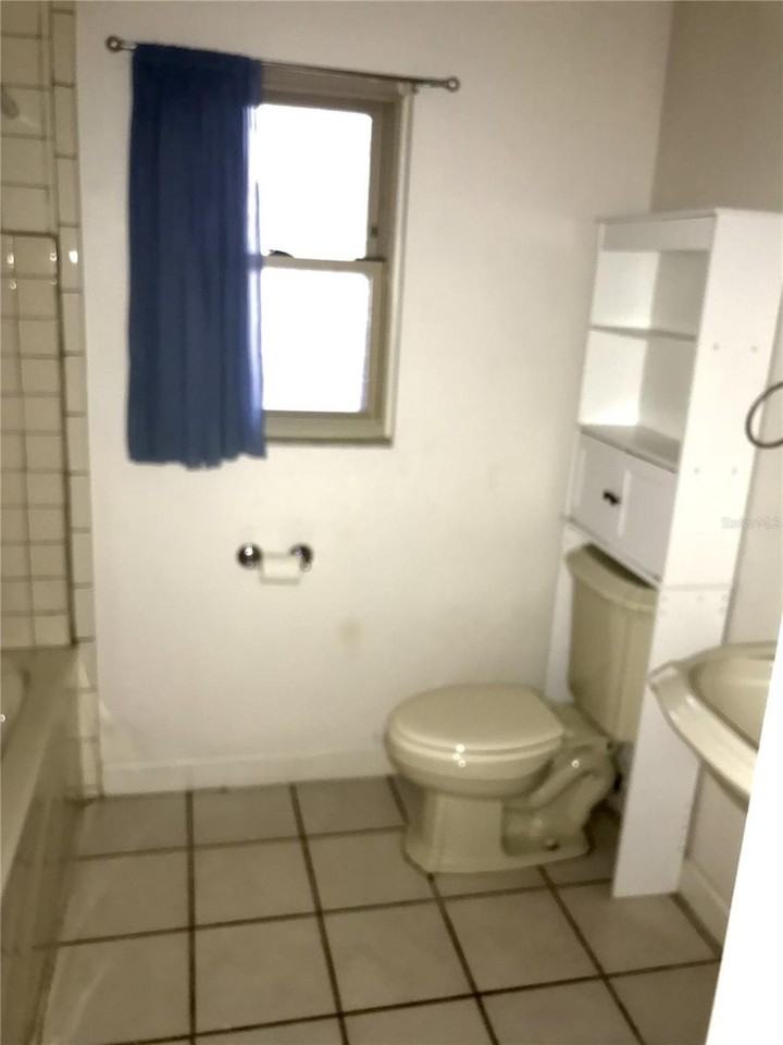 241 Edgewood Dr - Photo 7 of 7