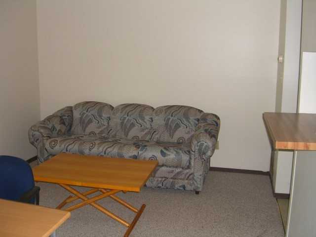 911 W Springfield Ave - Photo 3 of 7