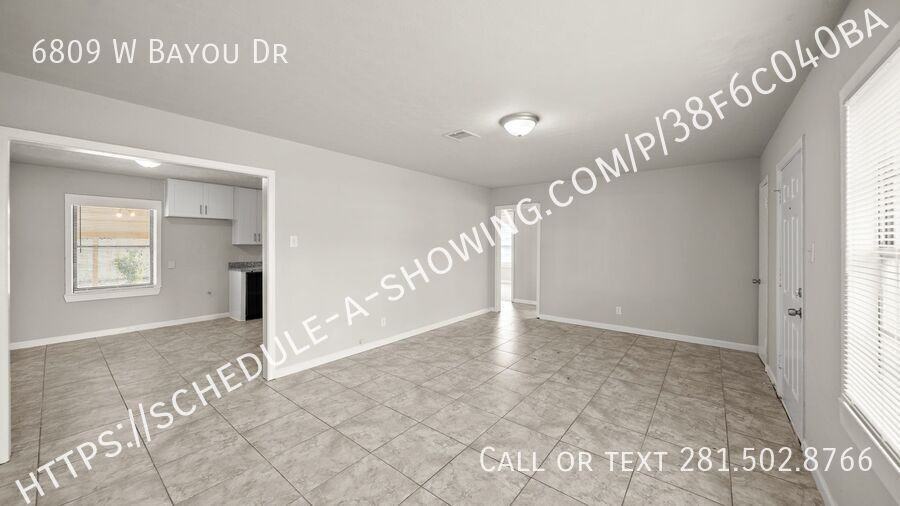 6809 W Bayou Dr - Photo 4 of 16