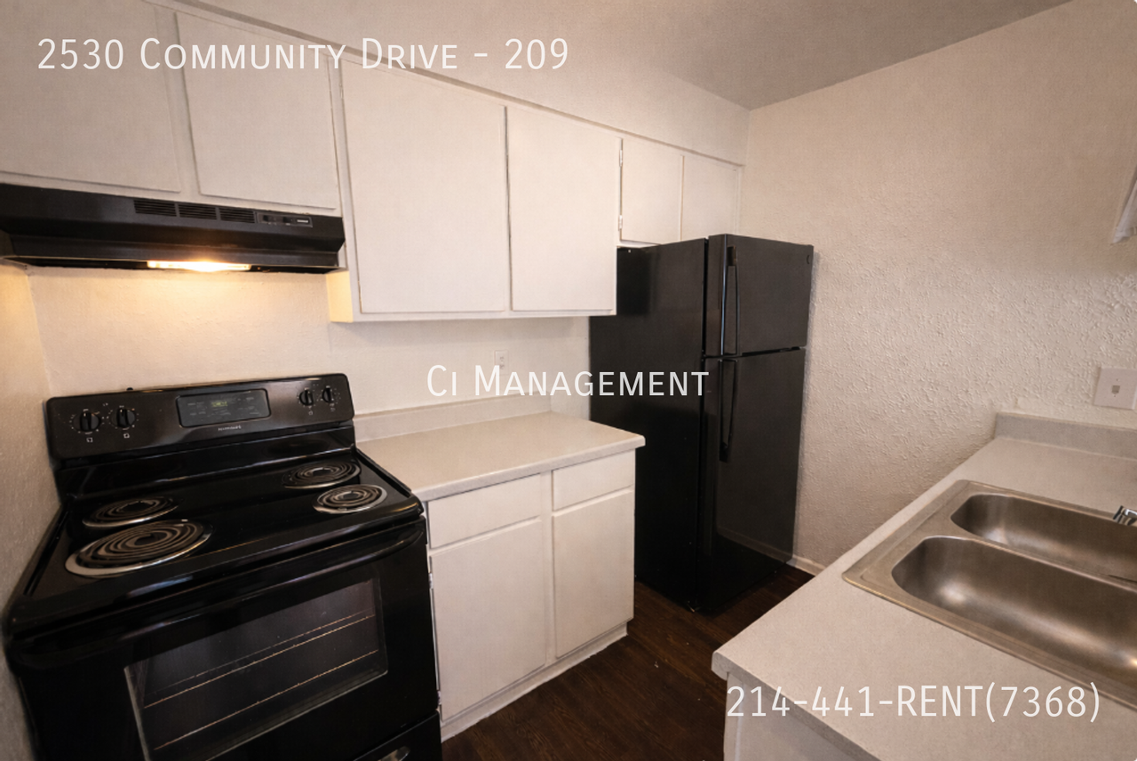 2530 Community Dr #209 - Photo 4 of 18