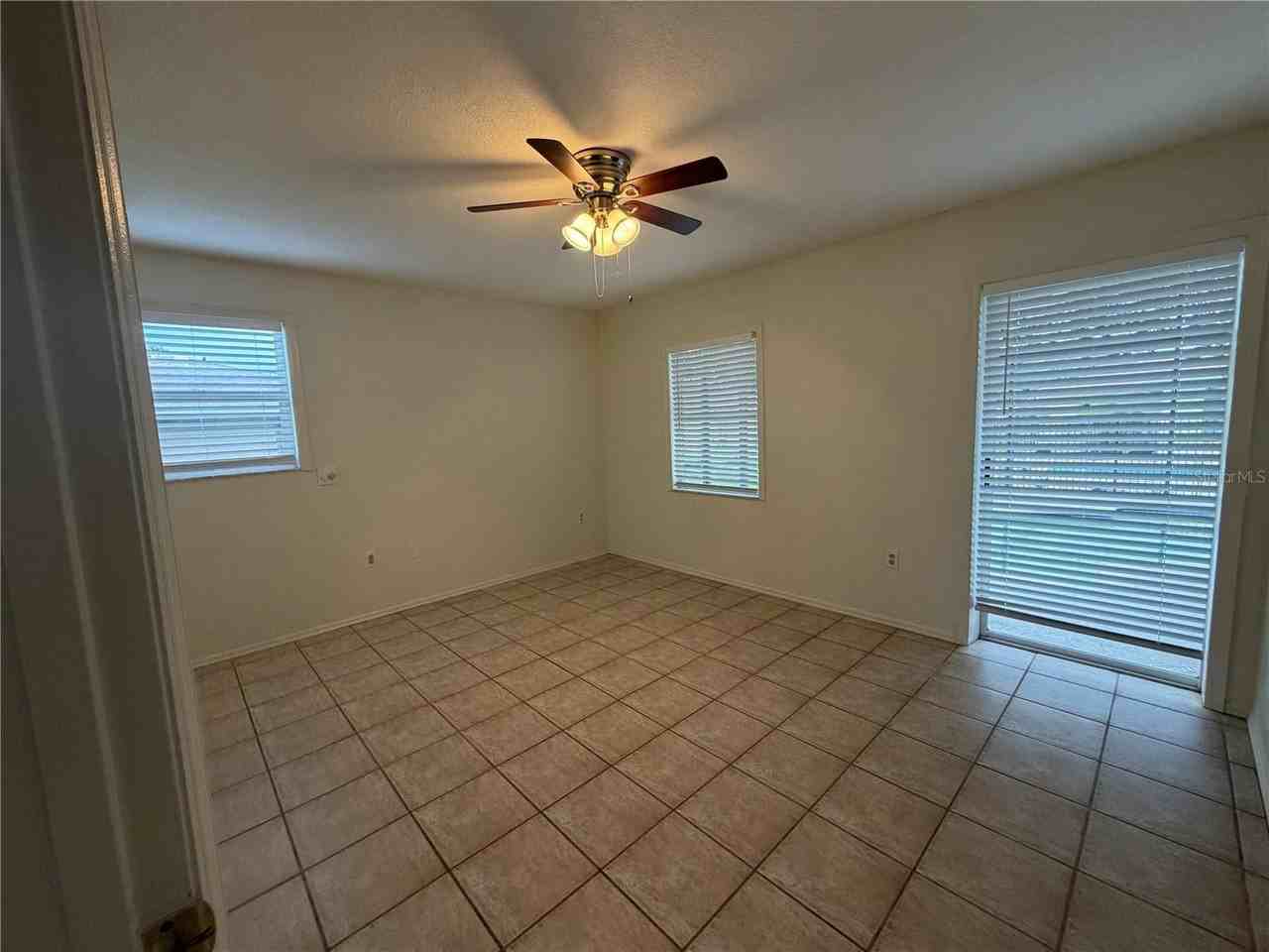 885 Darwin Rd - Photo 5 of 20
