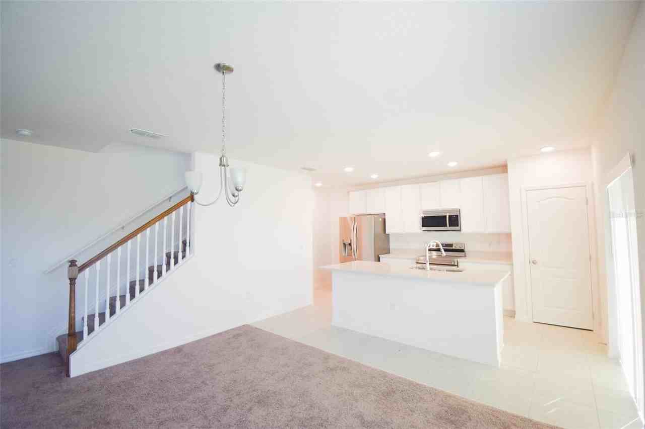 553 Pawnee Ct - Photo 5 of 38