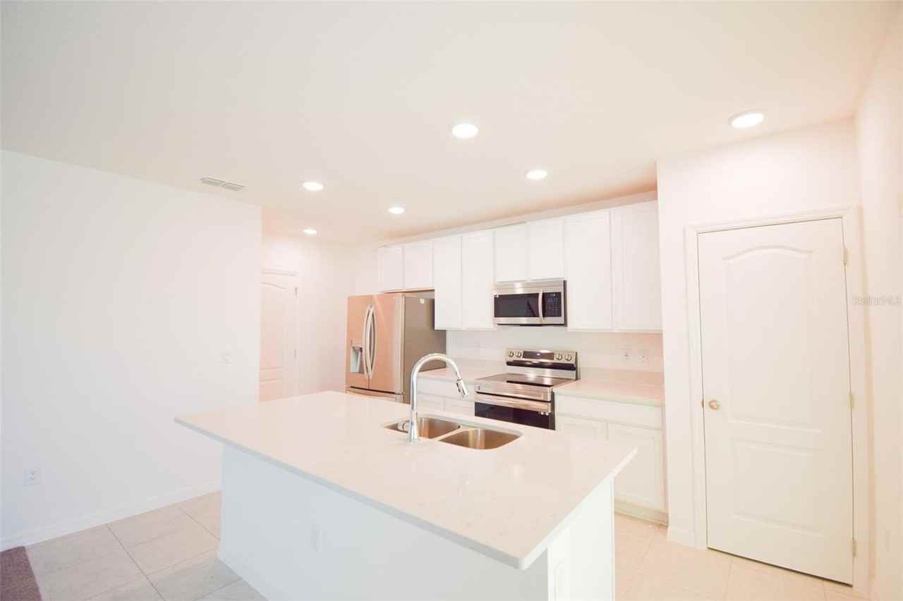 553 Pawnee Ct - Photo 6 of 38