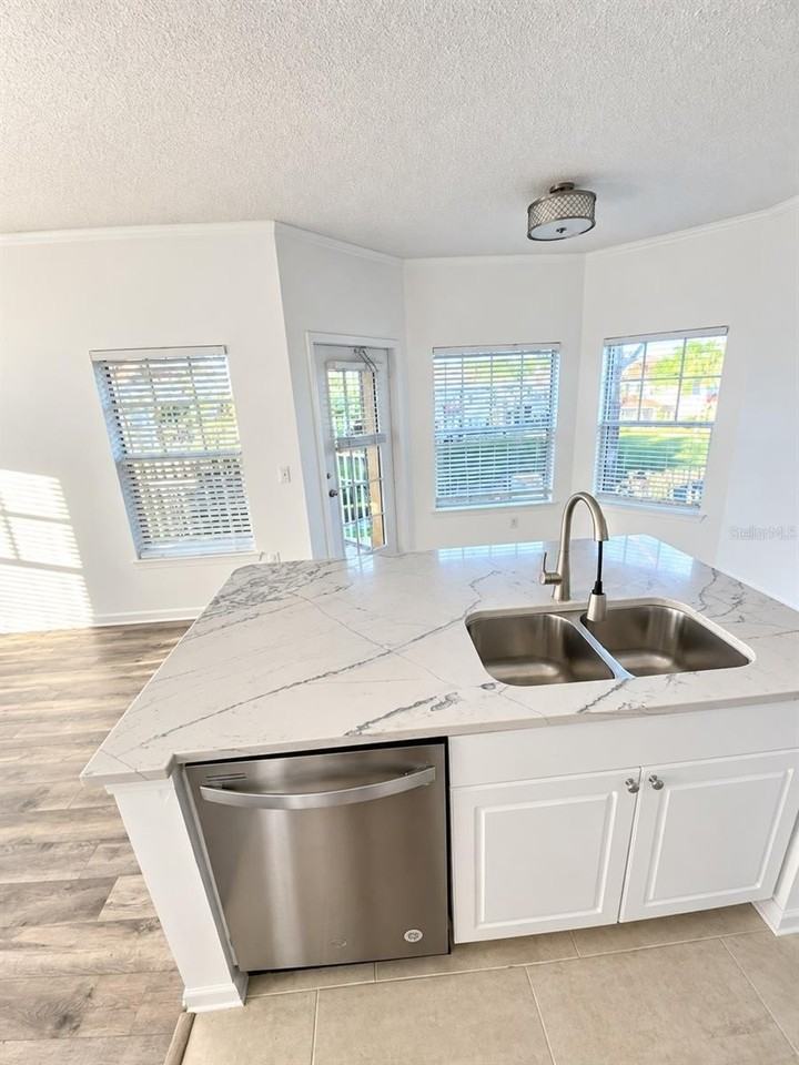 2625 White Magnolia Way #2625 - Photo 4 of 14