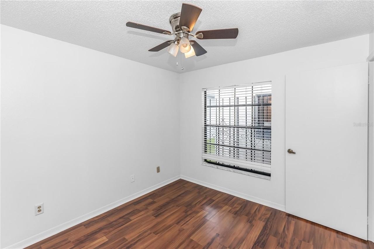 5831 Plumtree Ct - Photo 7 of 29