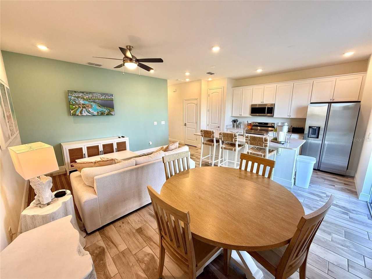 3165 Caribbean Soul Dr - Photo 5 of 50