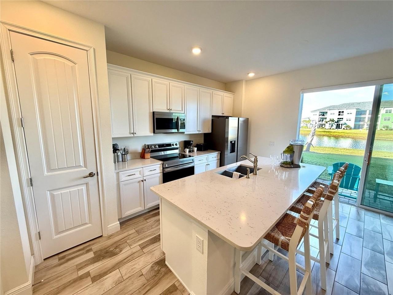 3165 Caribbean Soul Dr - Photo 6 of 50